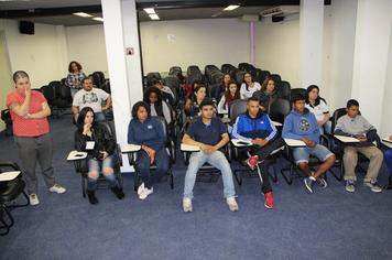 Foto - Crianças e adolescentes participam de reunião do Plano Plurianual