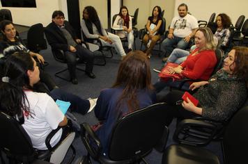 Foto - Crianças e adolescentes participam de reunião do Plano Plurianual