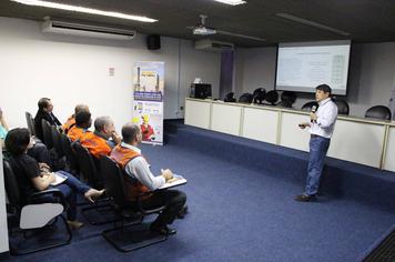 Foto - Treinamento regional sobre atendimento a emergências com produtos químicos