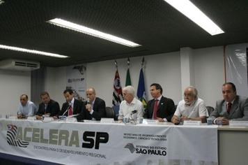 Foto - Plano de Mobilidade Regional e Reeleição Mário Reali