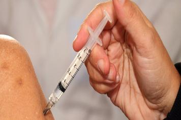 Grande ABC começa a aplicar quarta dose da vacina contra Covid para maiores de 40 anos