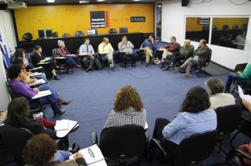Observatório Regional de Políticas Educacionais debate Planos de Educação