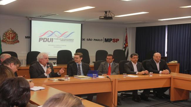 Ministério Público debate planejamento metropolitano