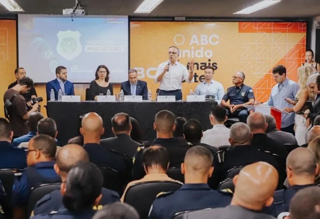 Consórcio ABC conquista R$ 5,1 milhões e entrega 3,6 mil armas as GCMs da região