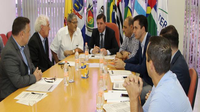 Consórcio articula demandas da região com governo estadual