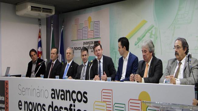Seminário no ABC destaca valorização da cidadania com a regularização fundiária