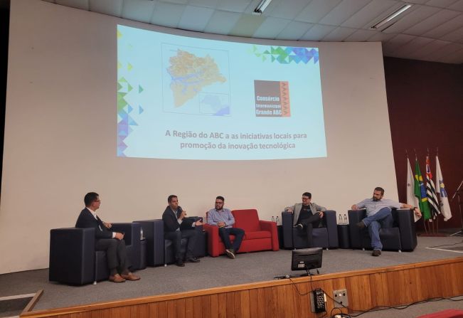 Consórcio ABC participa de debate sobre inovação tecnológica na Universidade Metodista