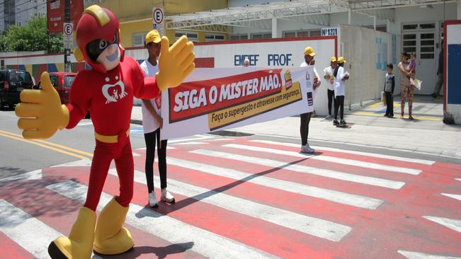 Ações da Campanha Travessia Segura prosseguem no ABC